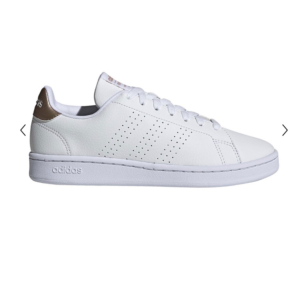 Adidas Women's Cloudfoam Advantage Sneaker women’s size 9